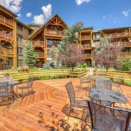 Tenderfoot Lodge 2 Bedroom At The Mountain House Base